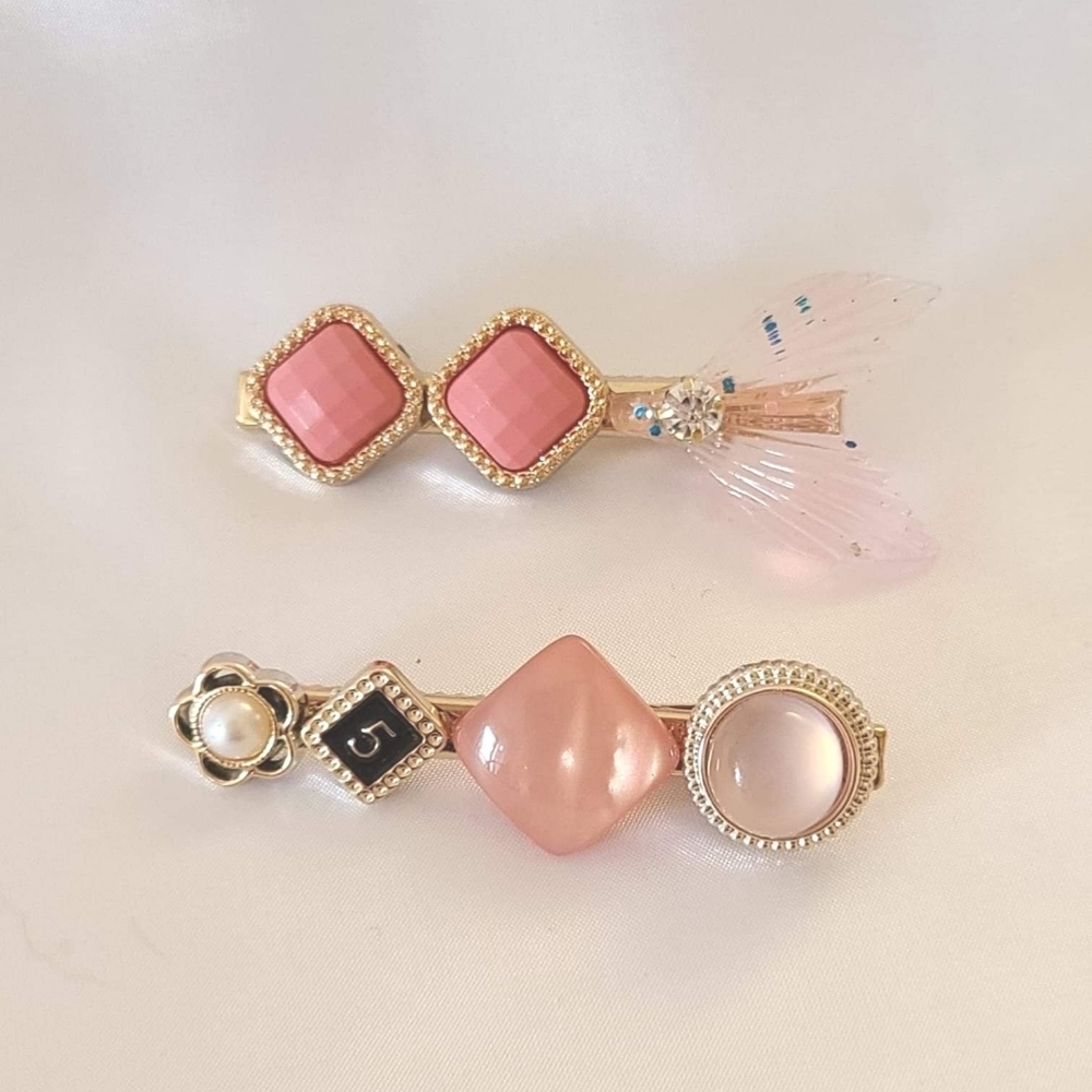 New pink gem hair clip set